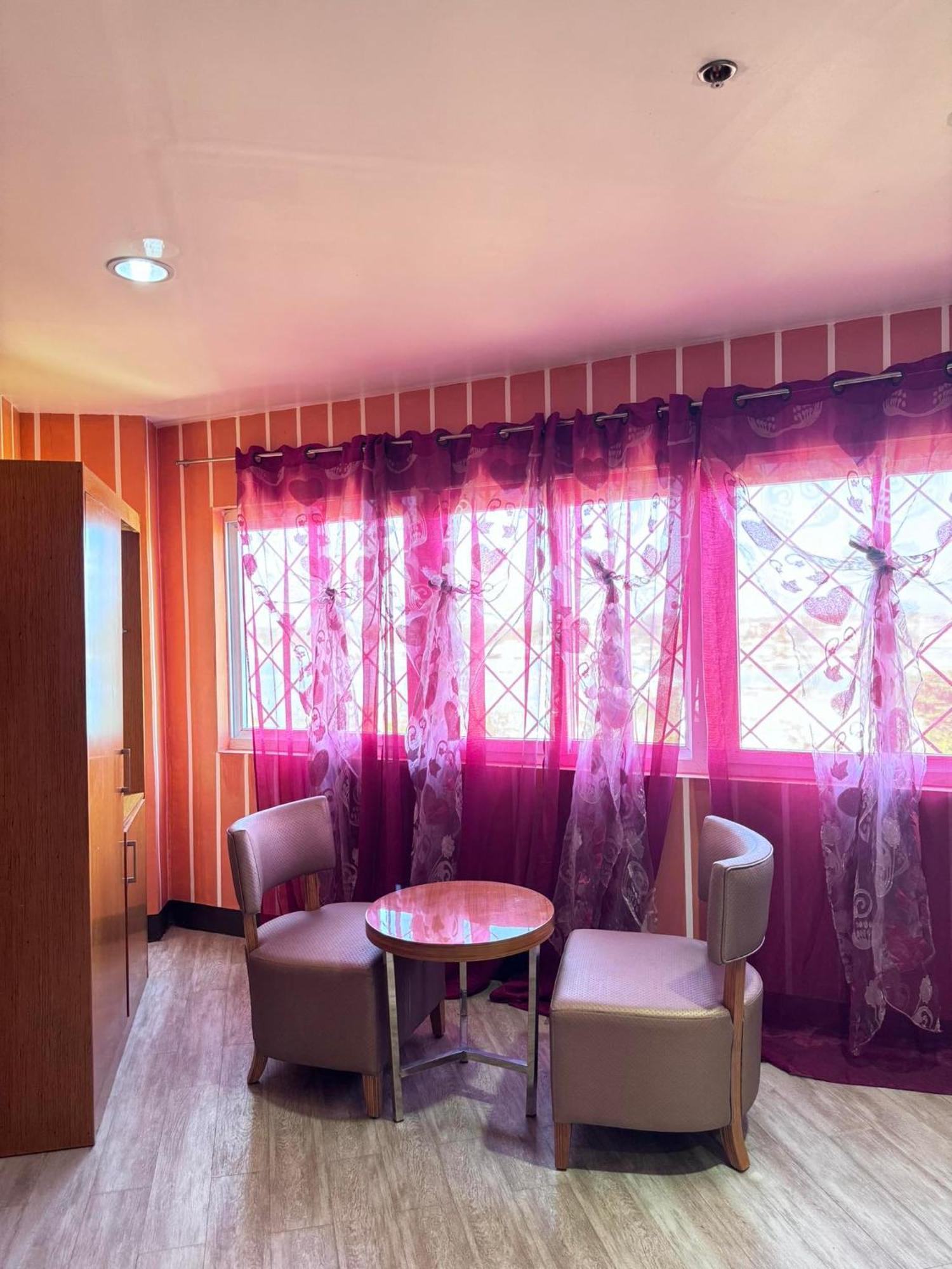 Jeamco Royal Hotel-Palawan Puerto Princesa Zewnętrze zdjęcie