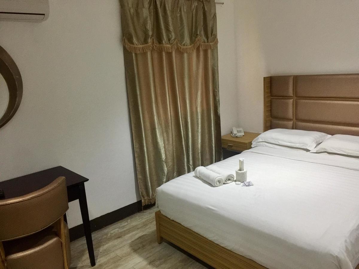 Jeamco Royal Hotel-Palawan Puerto Princesa Zewnętrze zdjęcie